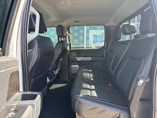 2024 Ford F-350 LARIAT SUPER DUTY