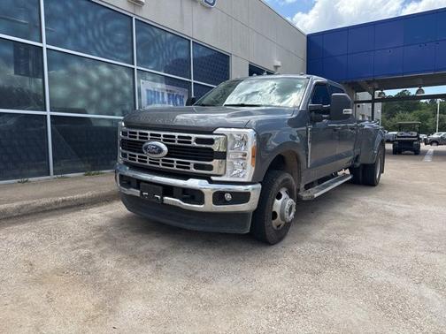CARBONIZED GRAY 2025 Ford F-350 XLT
