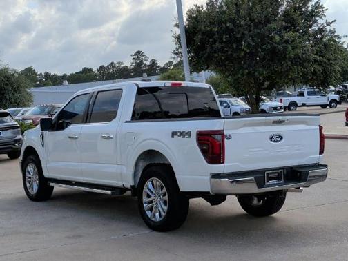 STAR WHITE METALLIC TRICOAT 2024 Ford F-150 LARIAT