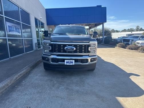 2025 Ford F-350 LARIAT SUPER DUTY