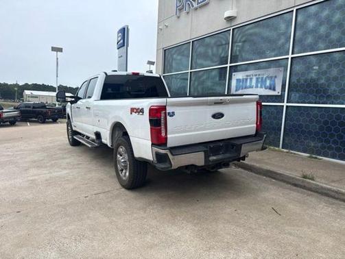 OXFORD WHITE 2025 Ford F-350 LARIAT SUPER DUTY
