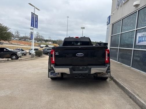 2024 Ford F-350 LARIAT SUPER DUTY