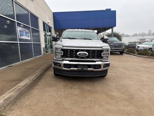 2023 Ford F-350 LARIAT SUPER DUTY