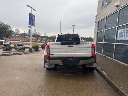 2021 Ford F-350 LARIAT SUPER DUTY