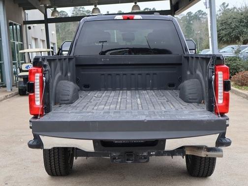 2025 Ford F-350 LARIAT SUPER DUTY