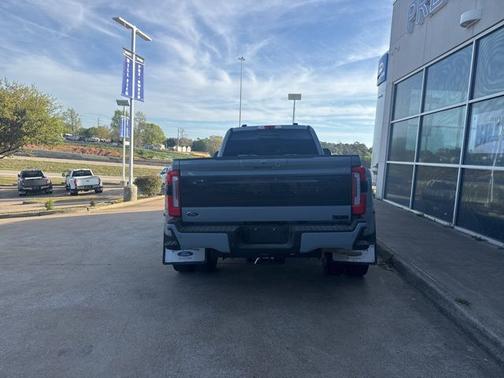 2026 Ford F-450 PLATINUM DRW