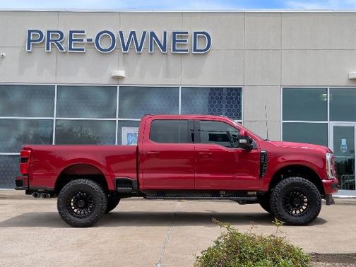 RAPID RED 2023 Ford F-250 LARIAT