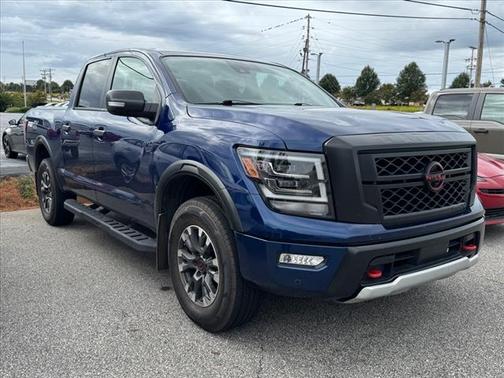 2024 Nissan Titan PRO-4X
