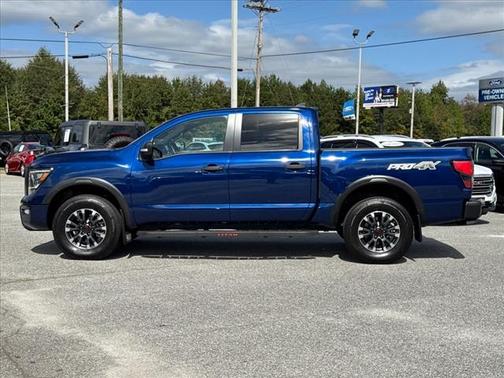 2024 Nissan Titan PRO-4X
