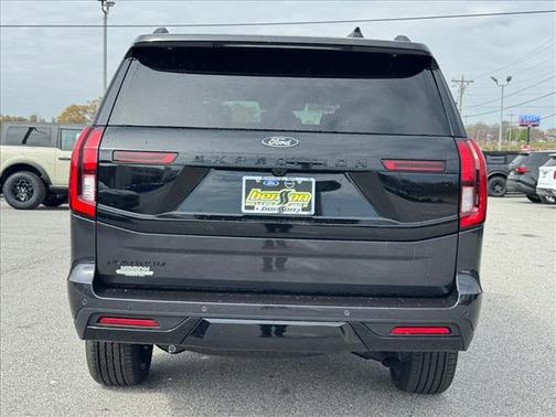 Gray Metallic 2026 Ford Expedition Platinum