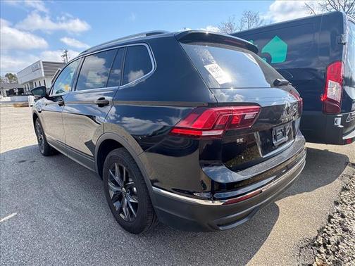 2024 Volkswagen Tiguan 2.0T SE
