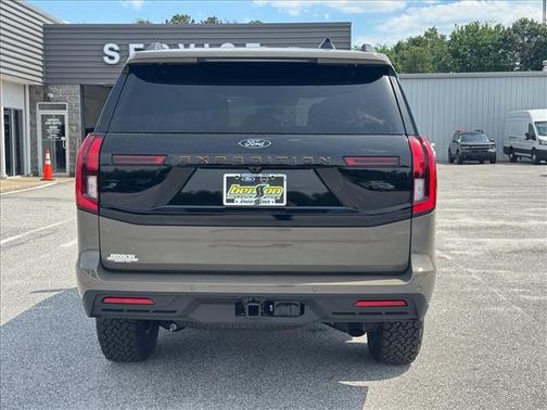 Gray 2026 Ford Expedition Tremor