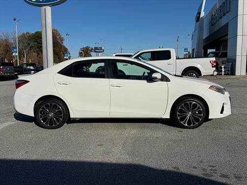 2016 Toyota Corolla S Plus