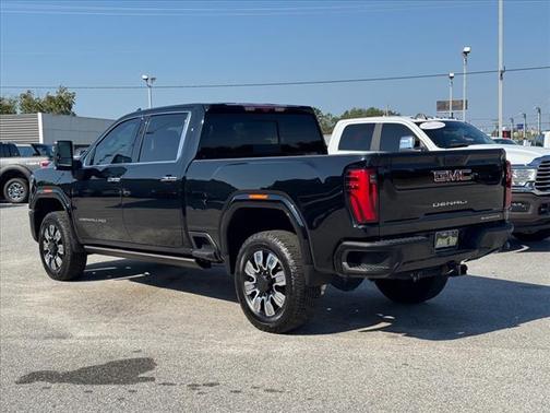 2024 GMC Sierra 2500 Denali