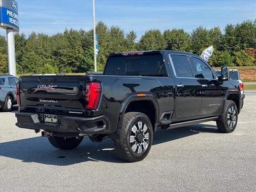 2024 GMC Sierra 2500 Denali
