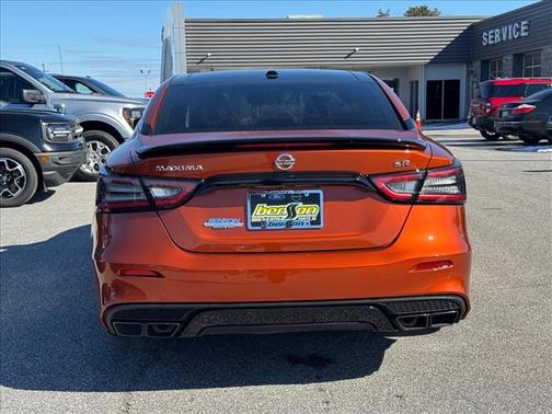 2021 Nissan Maxima SR