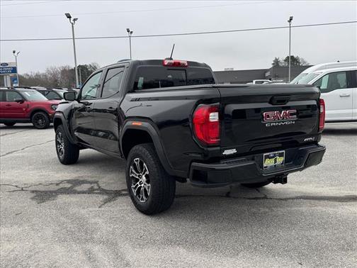 2023 GMC Canyon AT4