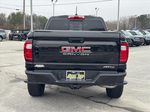 2023 GMC Canyon AT4