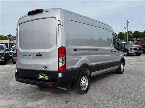Ingot Silver Metallic 2026 Ford Transit-250 148 WB Medium Roof Cargo
