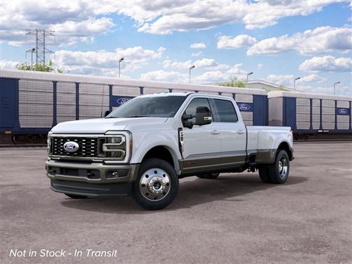 Star White 2027 Ford F-450 King Ranch