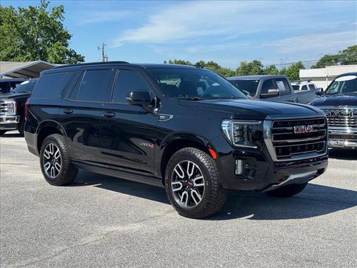 Onyx Black 2022 GMC Yukon AT4