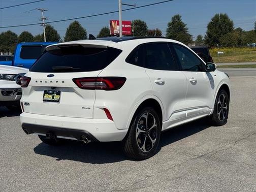 2025 Ford Escape ST-Line Elite