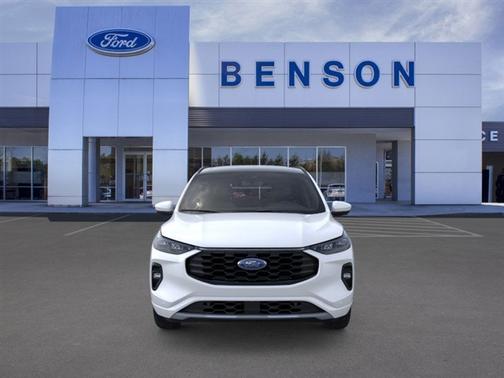 2025 Ford Escape ST-Line Elite