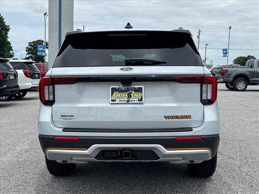 White Metallic 2026 Ford Explorer Tremor