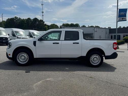 Oxford White Clearcoat 2026 Ford Maverick XL