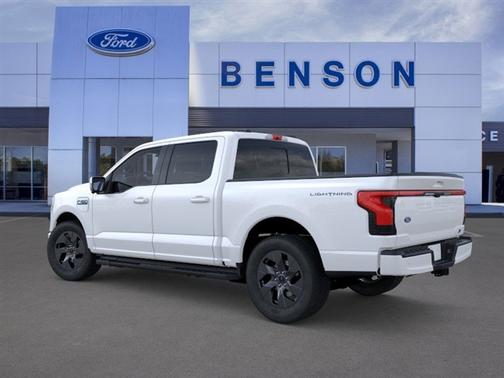2025 Ford F-150 Lightning LARIAT