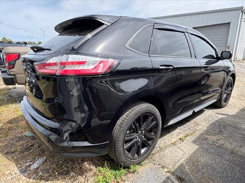 Agate Black Metallic 2024 Ford Edge ST Line