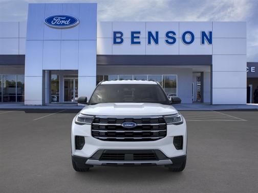 Space White Metallic 2026 Ford Explorer Active