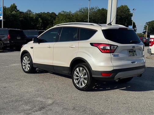 White Platinum Clearcoat Metallic 2018 Ford Escape Titanium