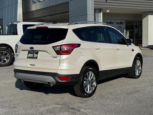White Platinum Clearcoat Metallic 2018 Ford Escape Titanium
