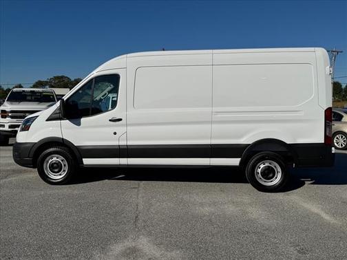 2025 Ford Transit-250 148 WB Medium Roof Cargo
