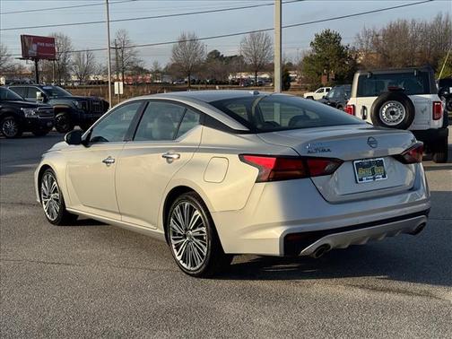 2023 Nissan Altima 2.5 SL