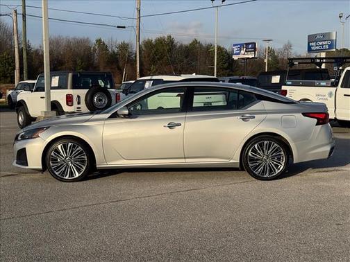 2023 Nissan Altima 2.5 SL