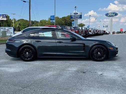 2021 Porsche Panamera Base