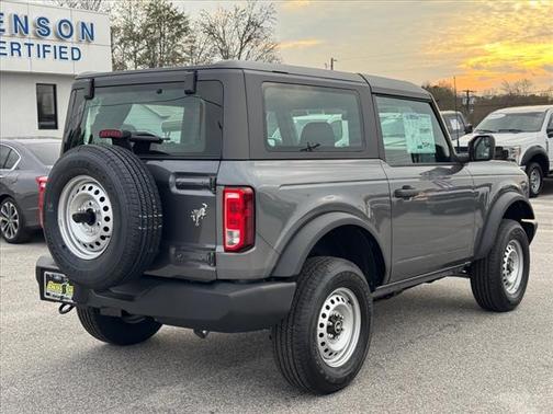 2025 Ford Bronco Base