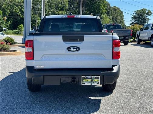 White Metallic 2026 Ford Maverick XLT