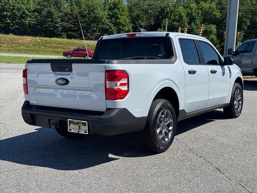 White Metallic 2026 Ford Maverick XLT