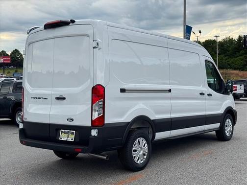 2026 Ford Transit-250 148 WB Medium Roof Cargo