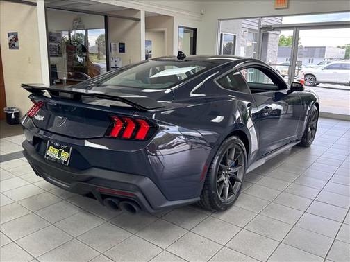 2026 Ford Mustang Dark Horse