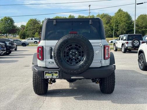 Avalanche Gray 2026 Ford Bronco Badlands
