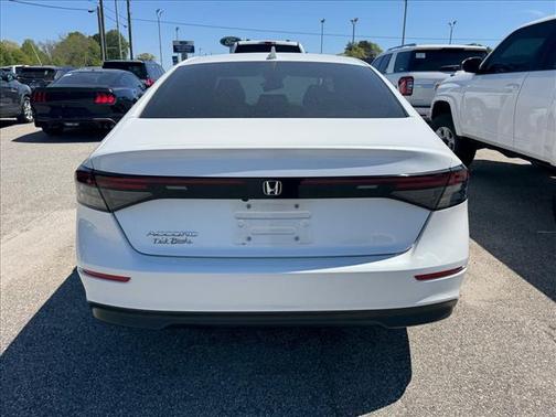 White 2024 Honda Accord EX