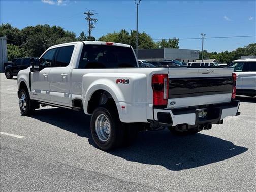 White Metallic 2026 Ford F-350 Platinum