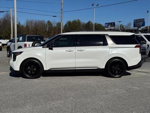 2026 Kia Carnival SX