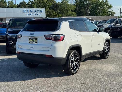 Bright White Clearcoat 2025 Jeep Compass Limited