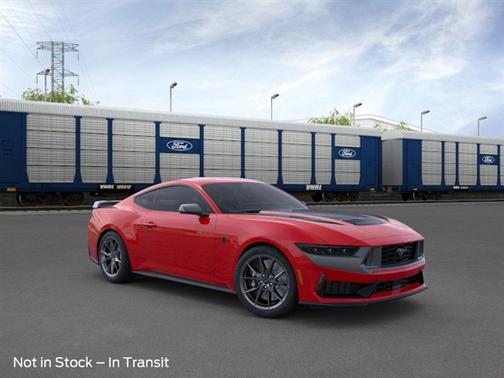2025 Ford Mustang Dark Horse