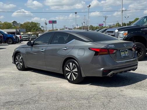 2022 Nissan Altima 2.5 SL